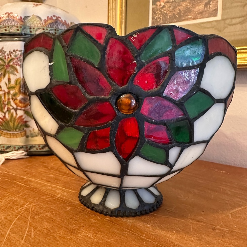 Vintage Tiffany Style Stained Glass Mini Lamp Shade / Bowl Christmas Holiday